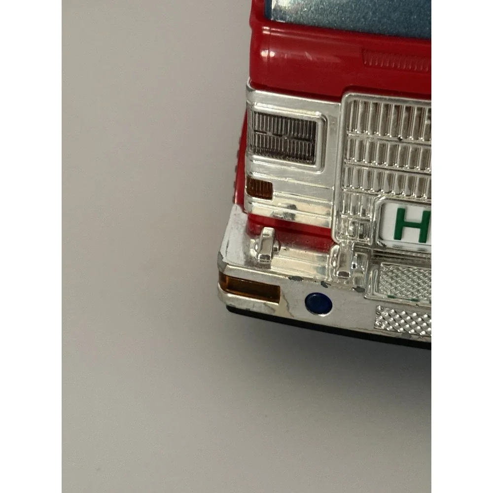 2005 Hess Fire Truck Ladder Lights Sounds Working